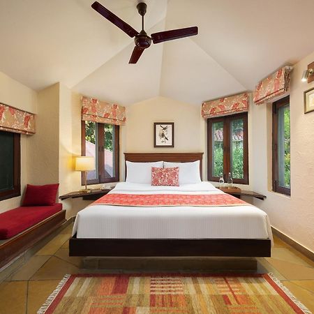 The Riverview Retreat Corbett By Leisure Hotels Garjia Dış mekan fotoğraf
