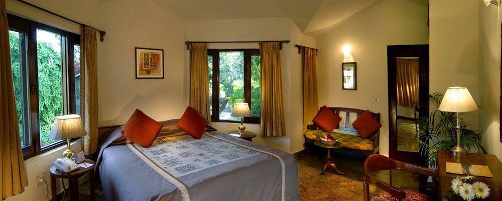 The Riverview Retreat Corbett By Leisure Hotels Garjia Oda fotoğraf