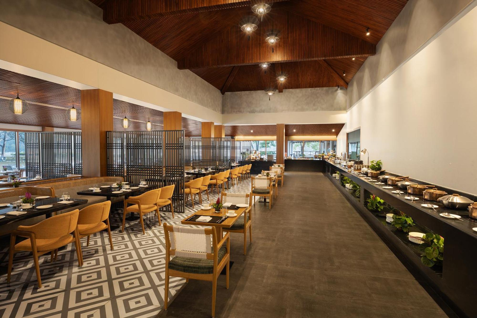 The Riverview Retreat Corbett By Leisure Hotels Garjia Dış mekan fotoğraf