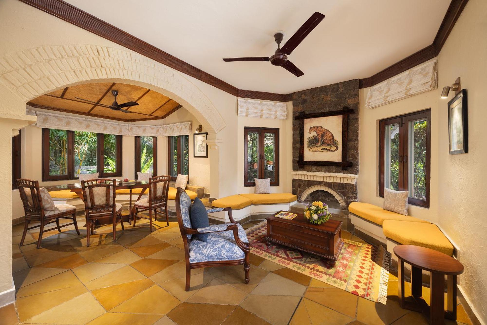The Riverview Retreat Corbett By Leisure Hotels Garjia Dış mekan fotoğraf