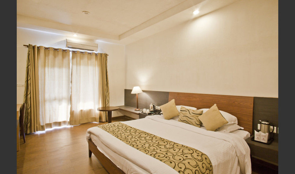 The Riverview Retreat Corbett By Leisure Hotels Garjia Dış mekan fotoğraf