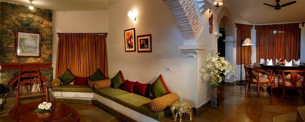 The Riverview Retreat Corbett By Leisure Hotels Garjia İç mekan fotoğraf