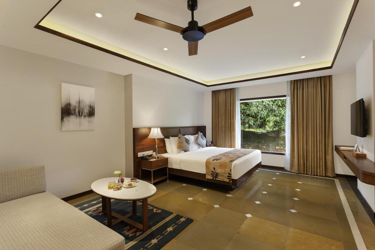 The Riverview Retreat Corbett By Leisure Hotels Garjia Dış mekan fotoğraf